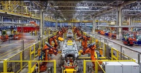 30萬(wàn)預(yù)算購(gòu)車(chē)新選擇 為何放棄BBA，智能座艙體驗(yàn)更受青睞